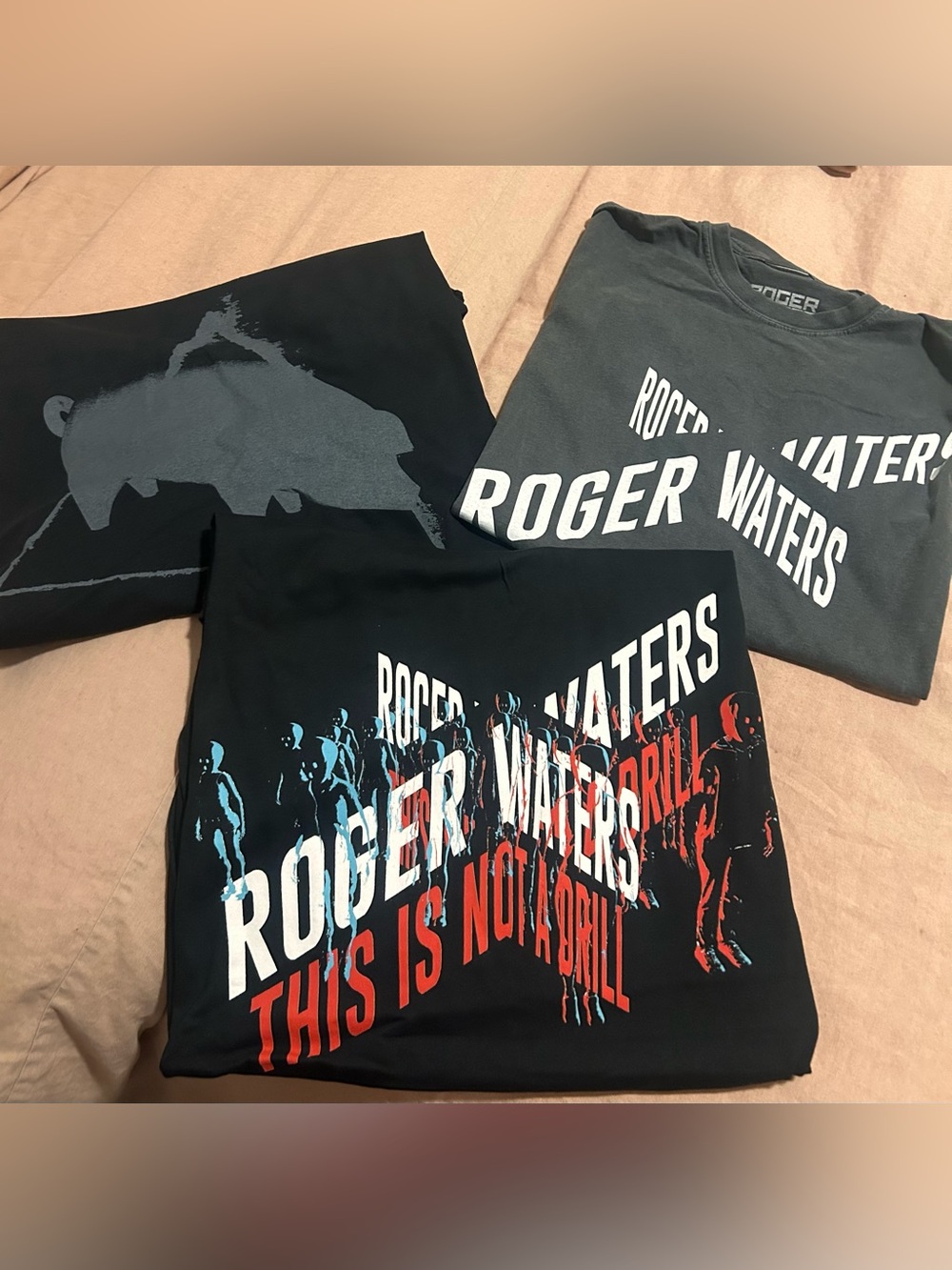 Roger Waters Tour Graphic Tees